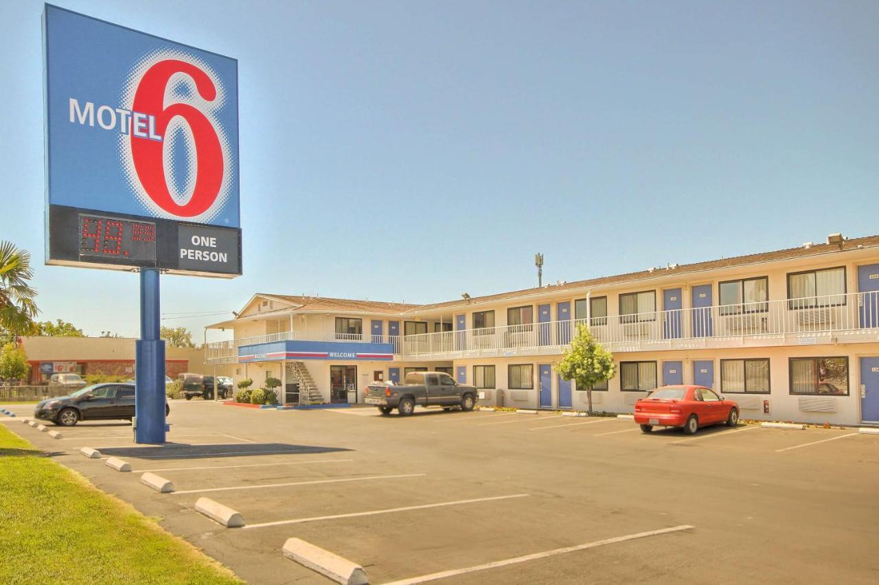 Motel 6-Fresno, Ca - Blackstone North المظهر الخارجي الصورة