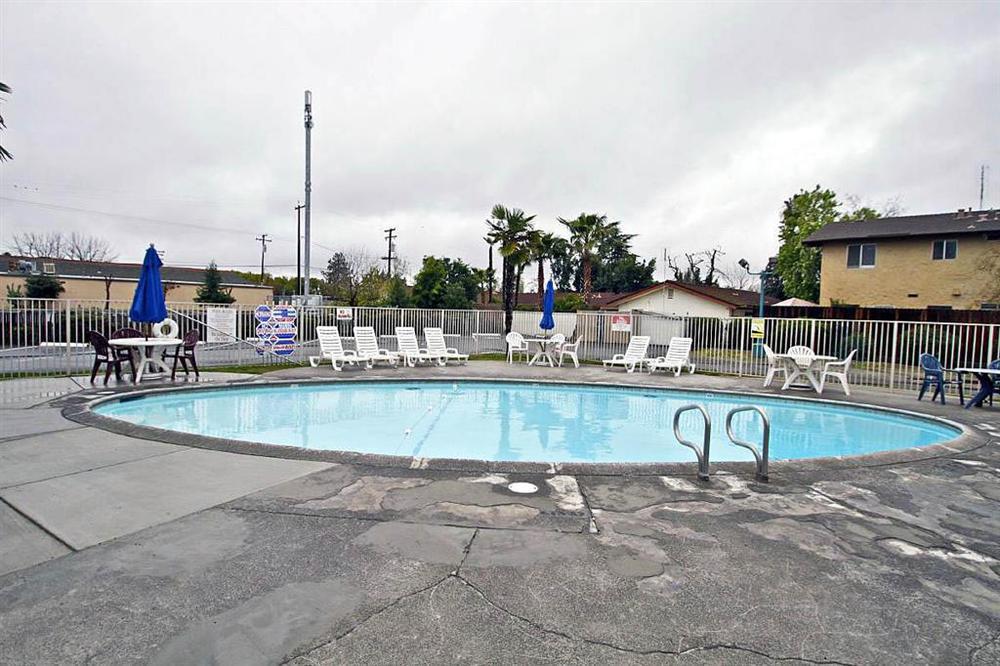 Motel 6-Fresno, Ca - Blackstone North المرافق الصورة
